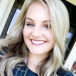 Meet your Posher, Mackenzie